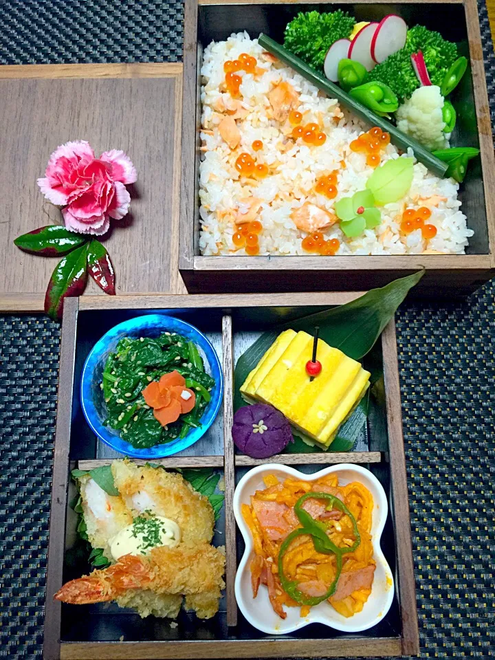 月曜日、マンナン発芽玄米親子飯弁当❤︎|Mayumi Konishiさん