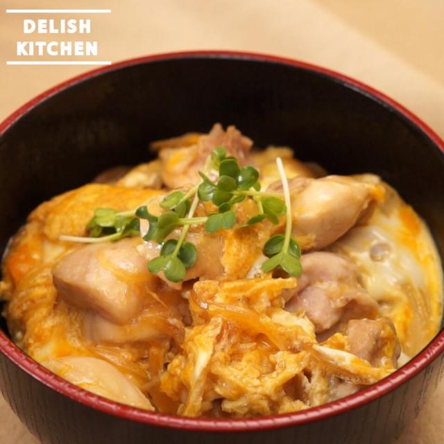 一度は試したい フライパンを使った親子丼料理のレシピまとめ Snapdish スナップディッシュ