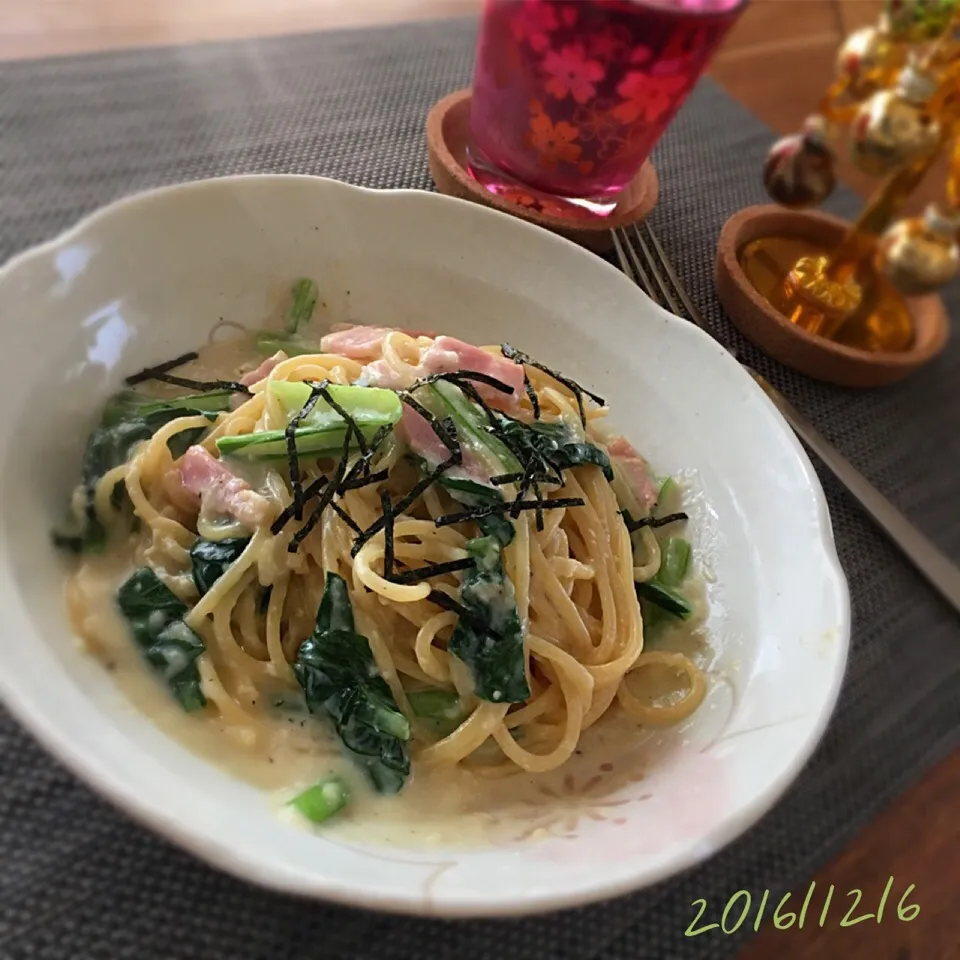 ベーコンと小松菜のクリームスパゲッティ🍝|𓇼 Ⓢ Ⓗ Ⓘ Ⓝ Ⓞ Ⓑ Ⓤ 𓇼さん