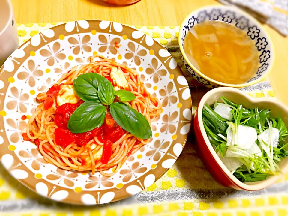 2016.12.5 トマトソースパスタで晩ごはん♡|あやねこさん