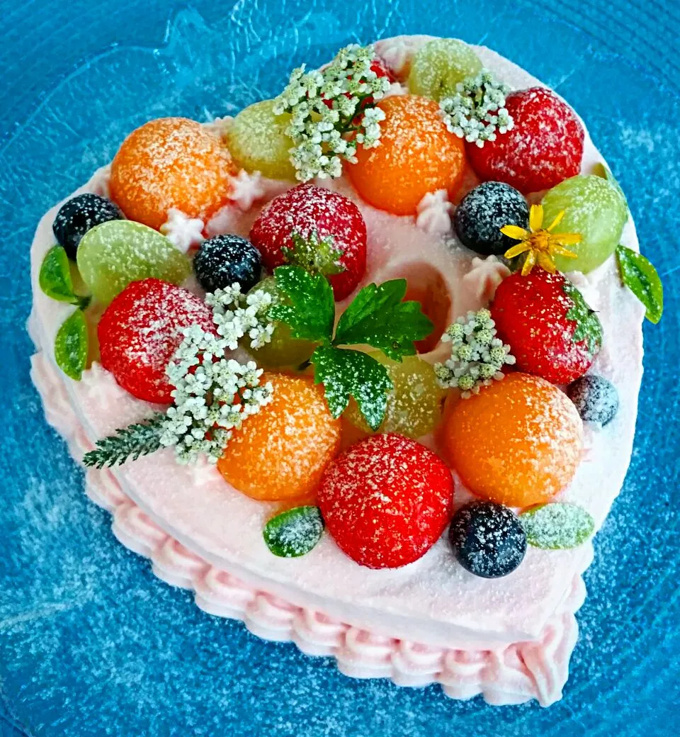 Snapdishの料理写真:ハートシフォンケーキ
heart chiffon cake|mamichulloさん