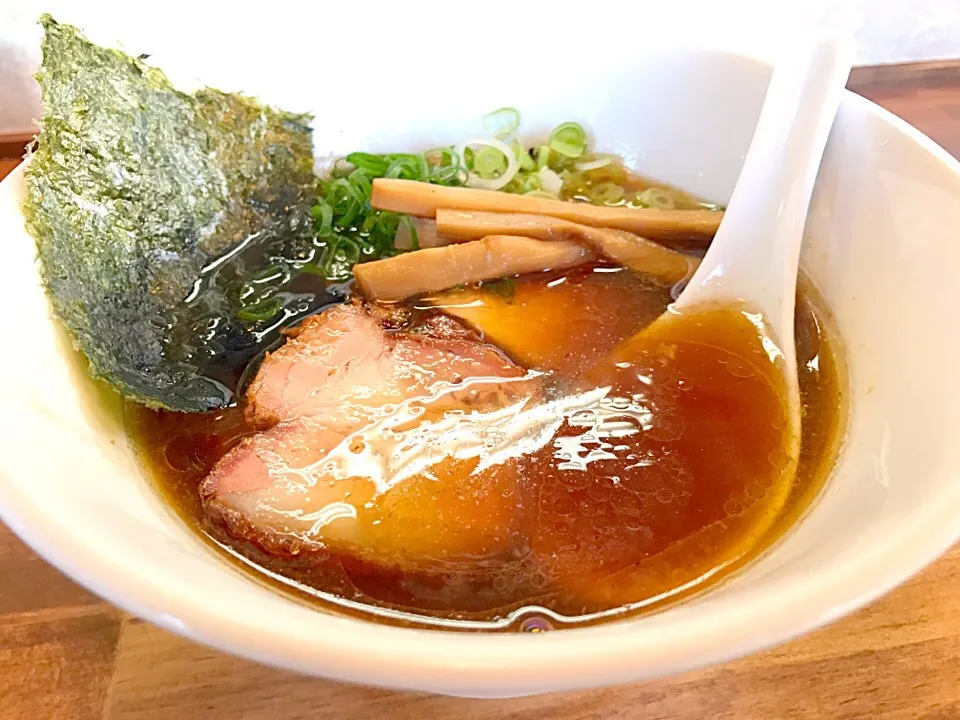 醤油ラーメン🍜@まるもり製麺|おかっぴーさん