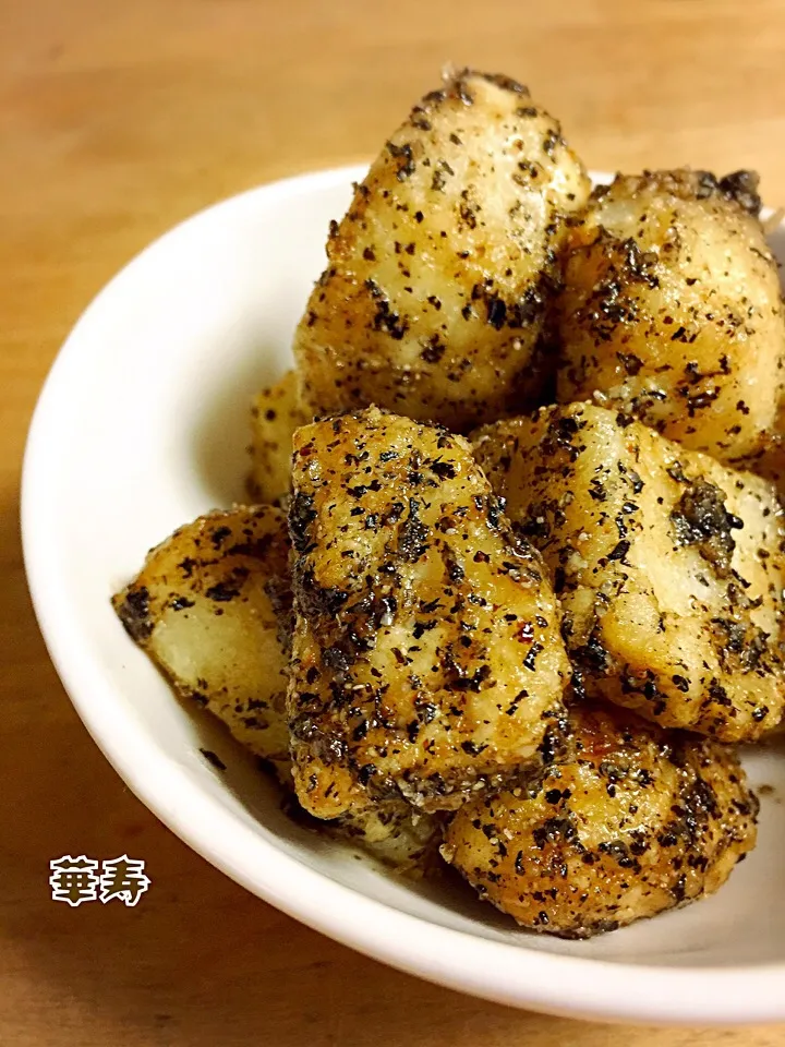 里芋の甘辛ごま焼き✿ by よっしー食堂|かずきっちんさん