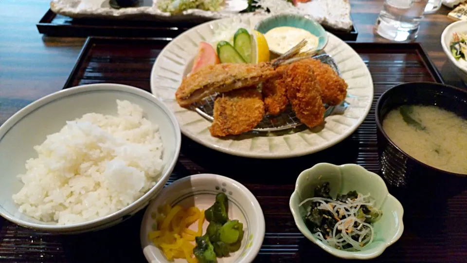 アジフライとカキフライ定食|Yukaさん