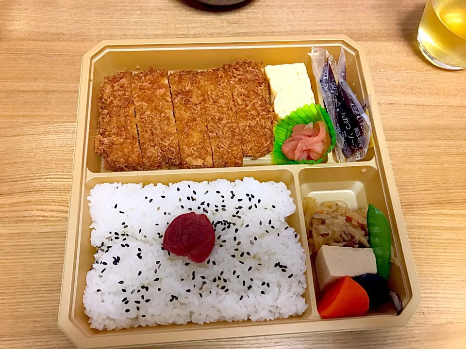 #柔らかヒレカツ弁当 #まい泉|renoringoさん