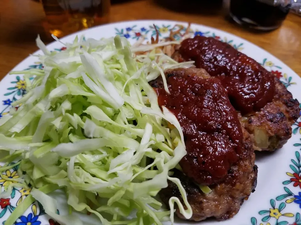 Snapdishの料理写真:ハンバーグ #晩ご飯|Morito Kamiyaさん