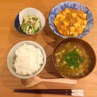 麻婆豆腐、ささみときゅうりの和え物、かきたま汁|柳原 奈未さん