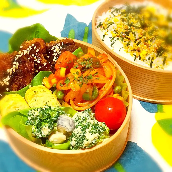 Snapdishの料理写真:高１娘のお弁当。


#手作りのお弁当 #娘のお弁当 #お弁当日記 #毎日のお弁当 #お弁当の記録|Ryoko Takeuchiさん