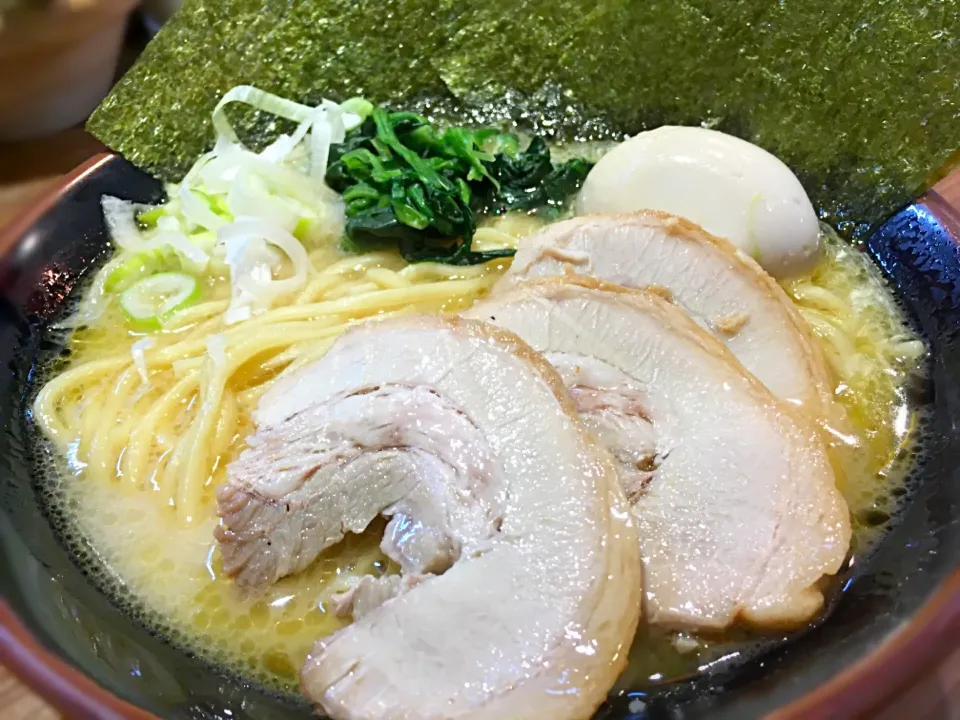 幸家ラーメン醤油味（#横浜家系ラーメン幸家#神栖市）|yonjiさん