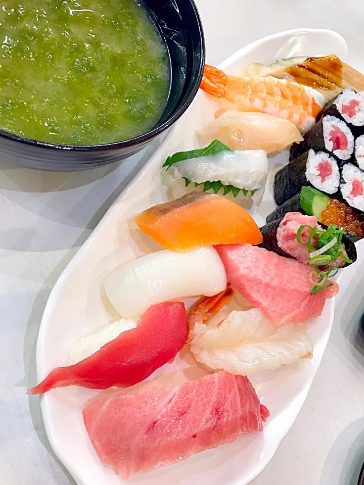 Premium lunch set kappa sushi shibuya ¥1,100|reviliaさん