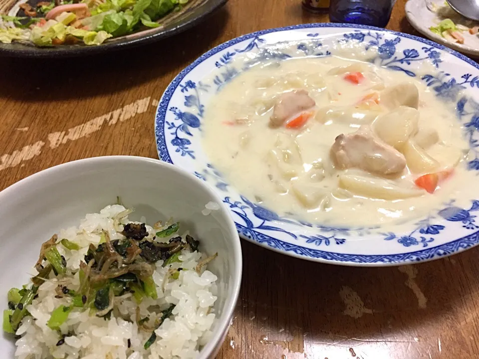 12月7日お夕飯 里芋と蕪のシチュー|さんだーさん