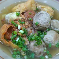 yaaamiii bakso gong malang 😋😋😋😍😍😍😘😘😘😘|puspaさん