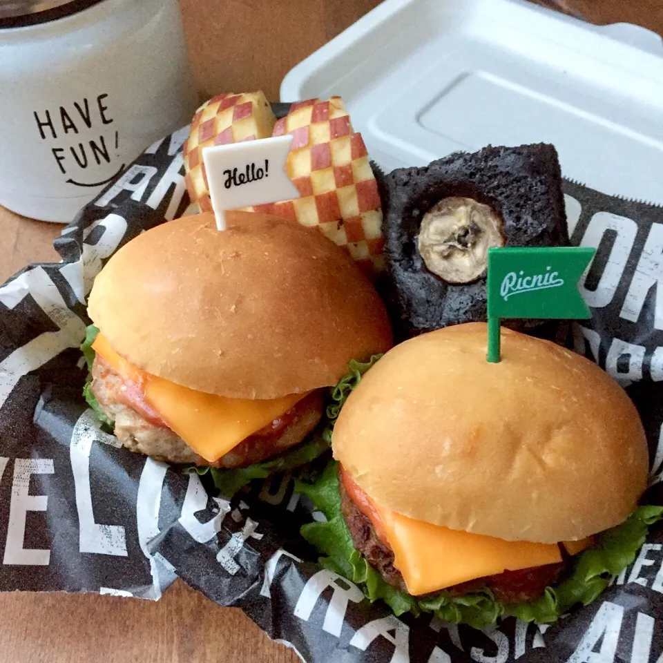 12/9 ハンバーガー弁当🍔|カタツムリさん