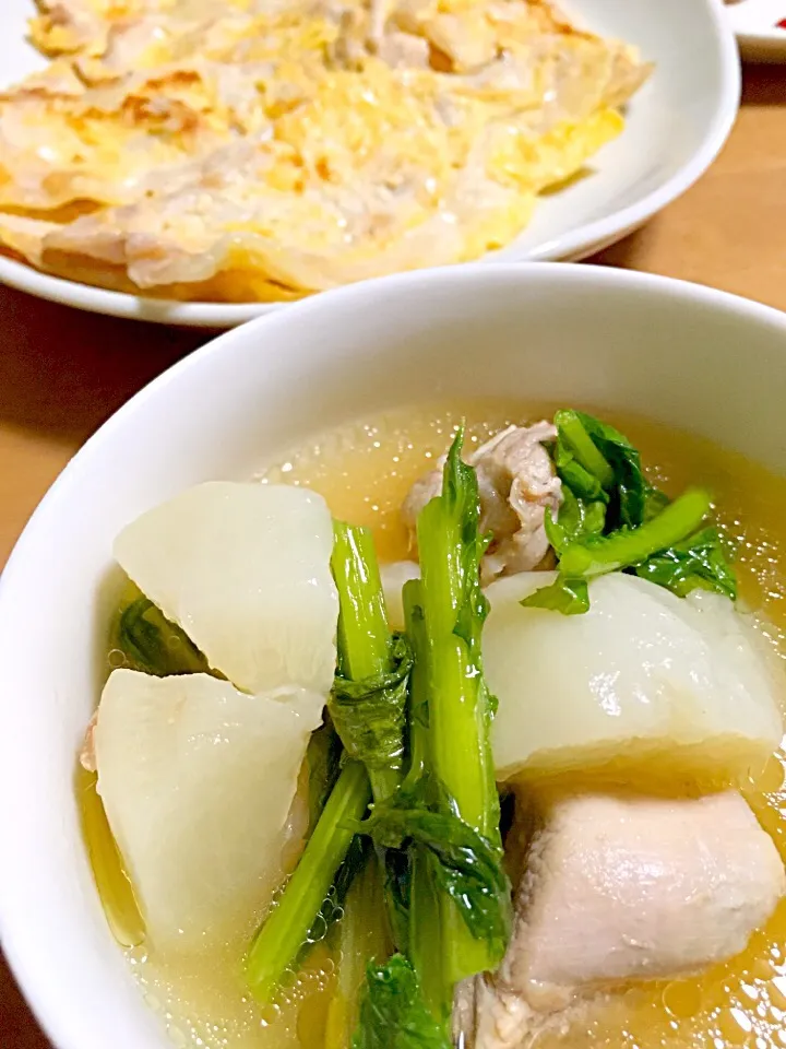 カブと鶏肉のコンソメ煮、豚肉のピカタ|tamicoさん