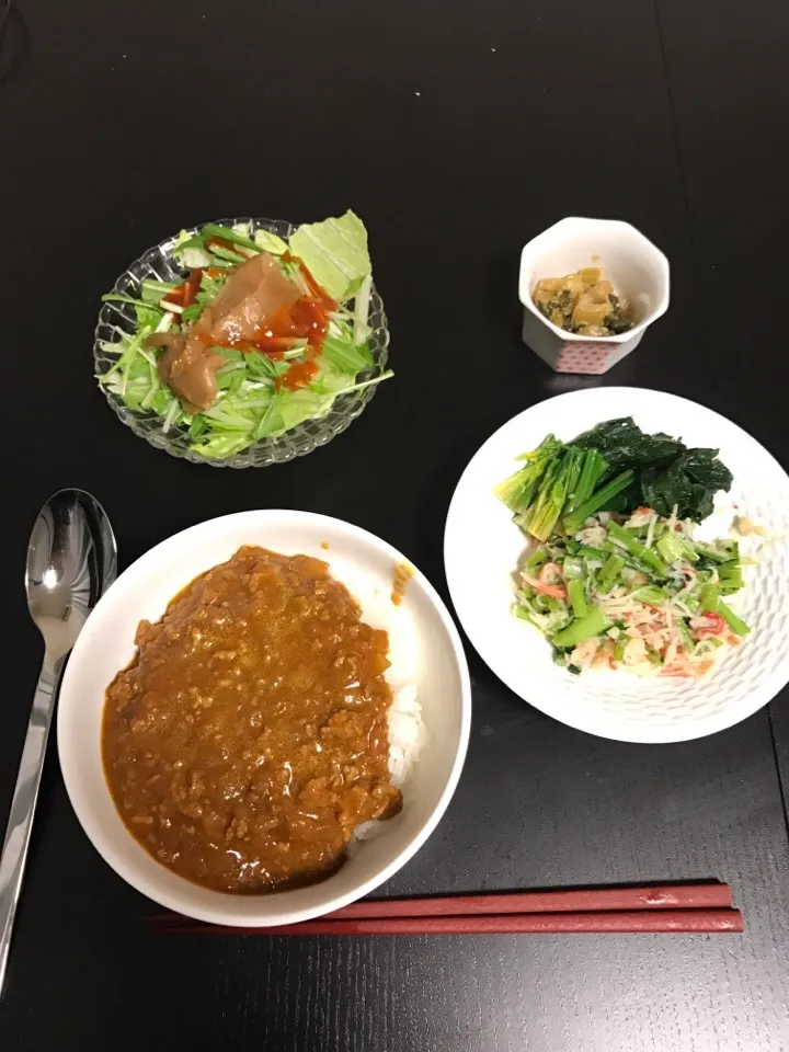 カレー
青菜の海鮮炒
セロリの味噌漬け
サラダ|のんたんさん