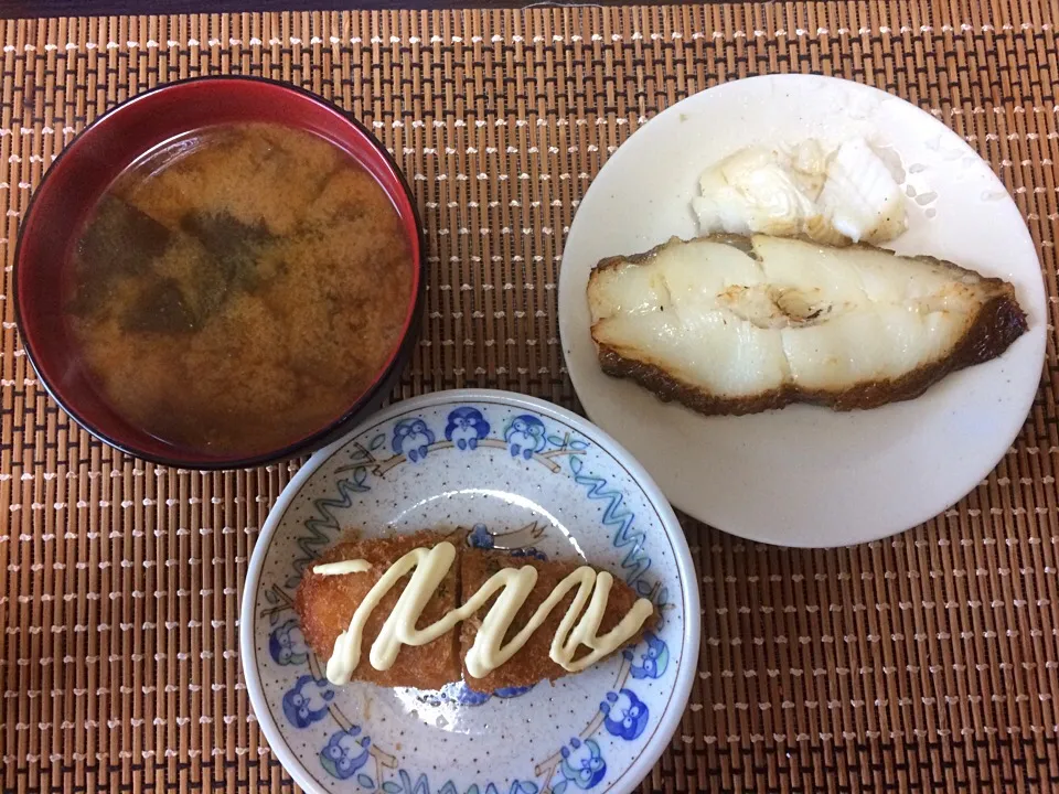 さわらささみフライ味噌汁ご飯|ばーさんさん