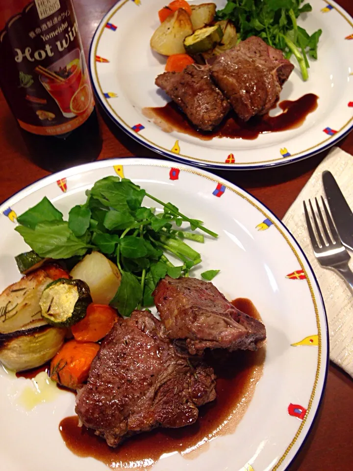 ラムチョップステーキ🍖養命酒ホットワインとバルサミコのソース🍷|hannahさん