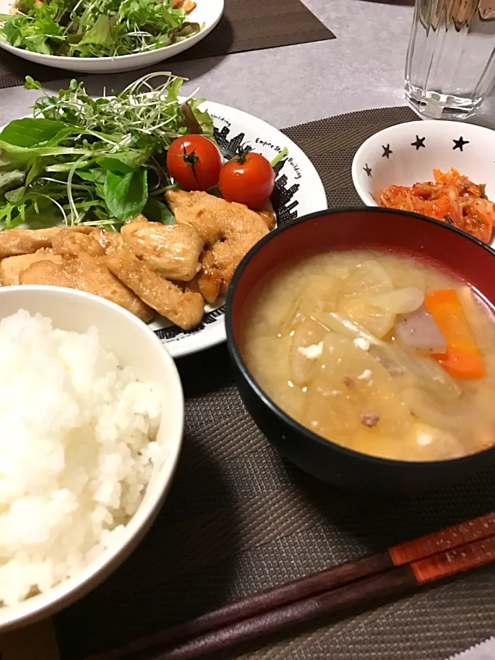 鶏胸肉の生姜焼き&けんちん汁♪|guraさん