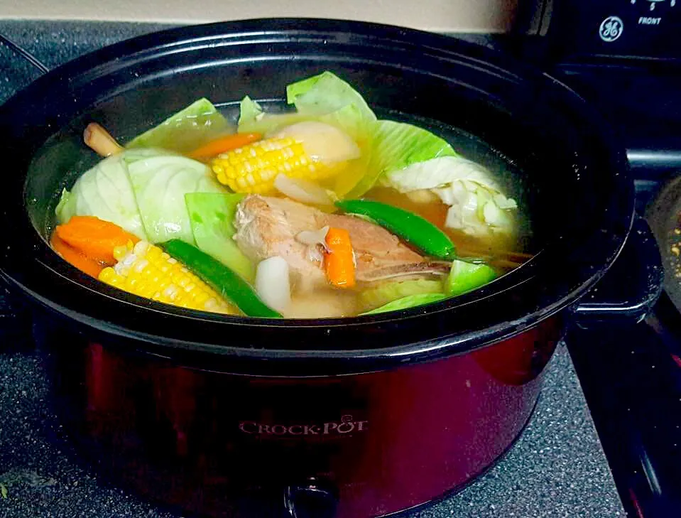 Nilagang spare ribs in the crockpot|Mizz Palomaさん