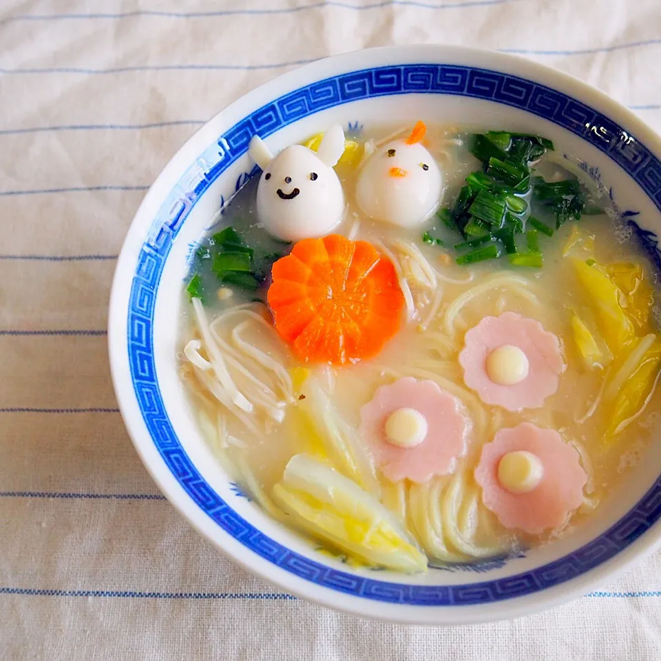 長男お昼ごはんの豚骨ラーメン|なほさん