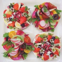 Salad & fruits on rye bread muffin*