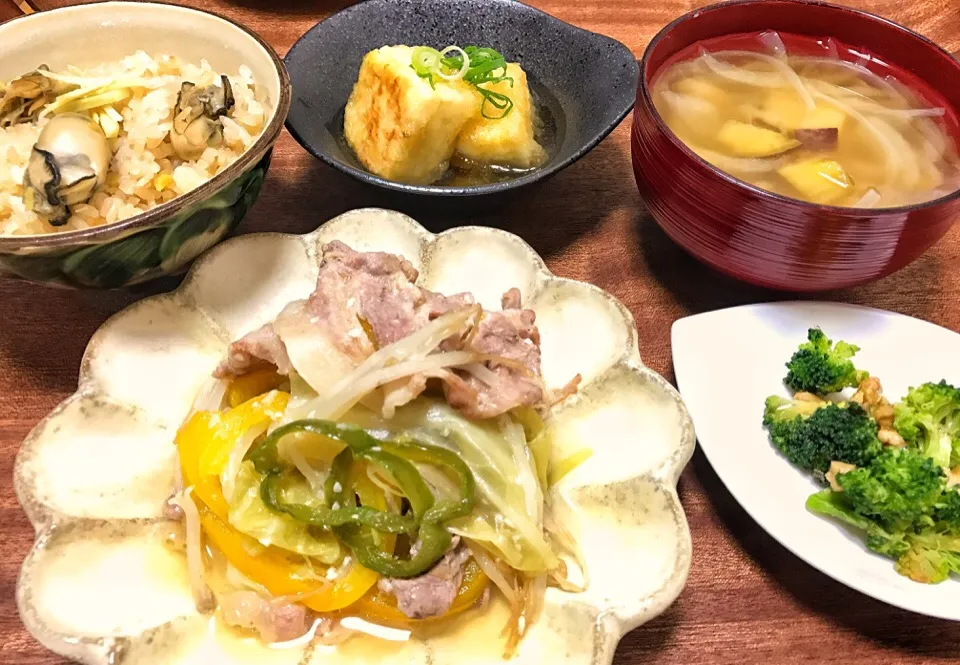 ✴︎豚肉と野菜の塩麹重ね蒸し
✴︎ブロッコリーのくるみ和え
✴︎さつまいもの味噌汁
✴︎揚げ出し豆腐
✴︎牡蠣ご飯|はるなさん