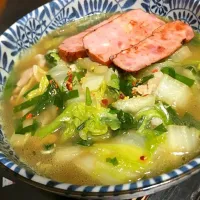 Snapdishの料理写真:野菜たっぷりラーメン♡|Sayuri tsutsuiさん