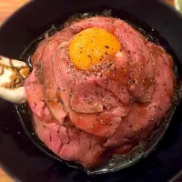 Snapdishの料理写真:ローストビーフ丼|momoさん