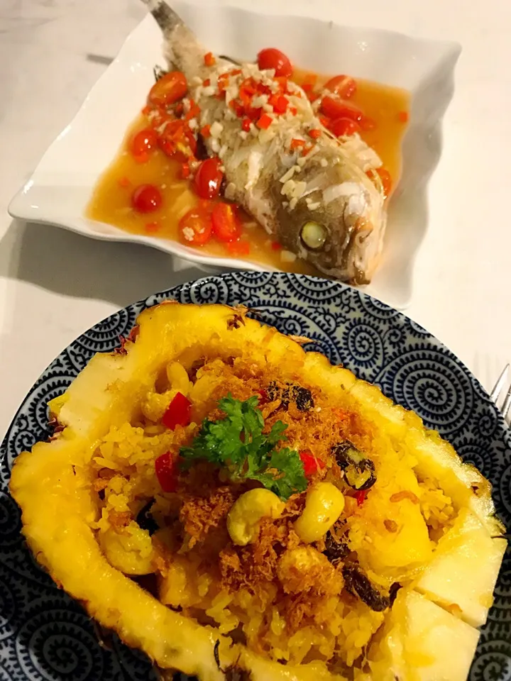 Pineapple Rice & Thai Chilli Lime Steamed Fish.|Aunty Gさん