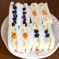 フルーツサンドイッチ