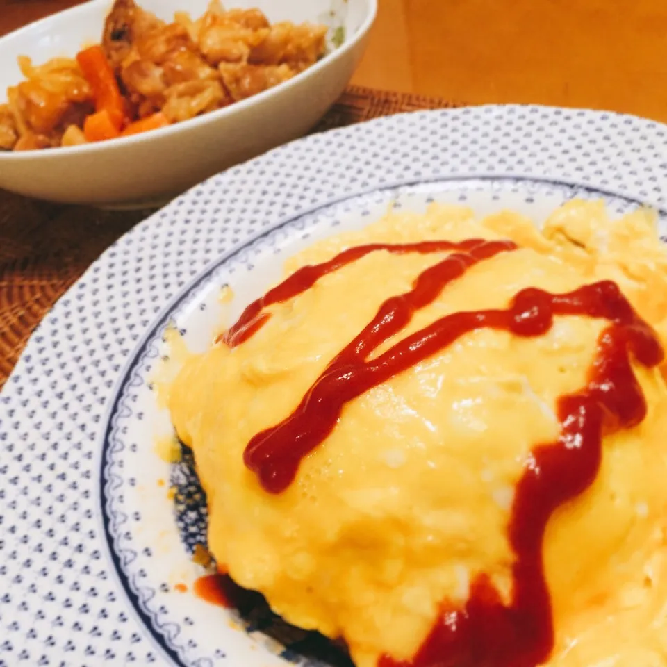 とろとろオムライス&鷄と野菜のワインビネガー煮込み|半田 万裕さん