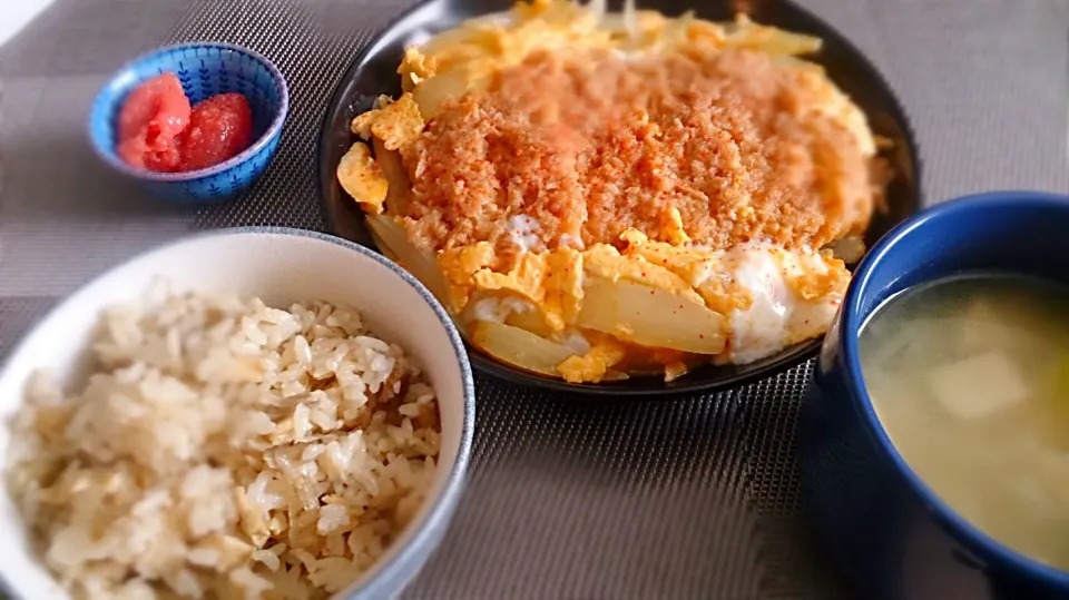 かつとじ定食♡|えびぱんさん