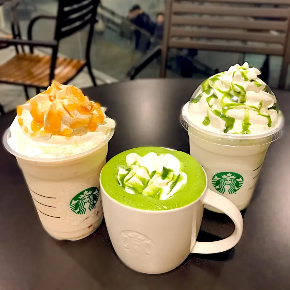 スタバの抹茶ホワイトチョコレート😋|ジヨ美さん