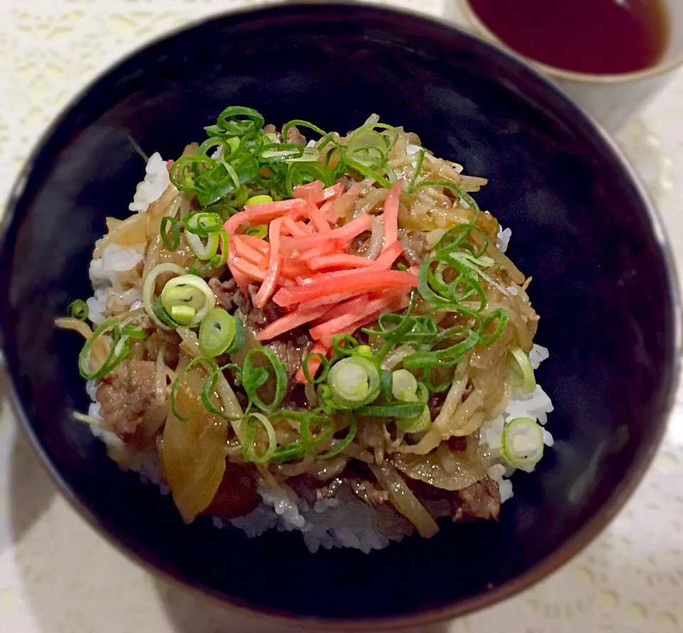 もやしたっぷり牛丼|ごまたまごさん