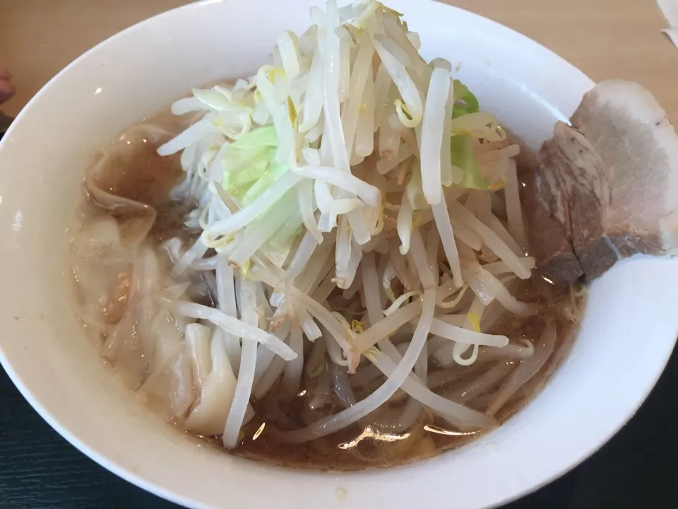 【純太】ワンタン醤油ラーメン|りをさん