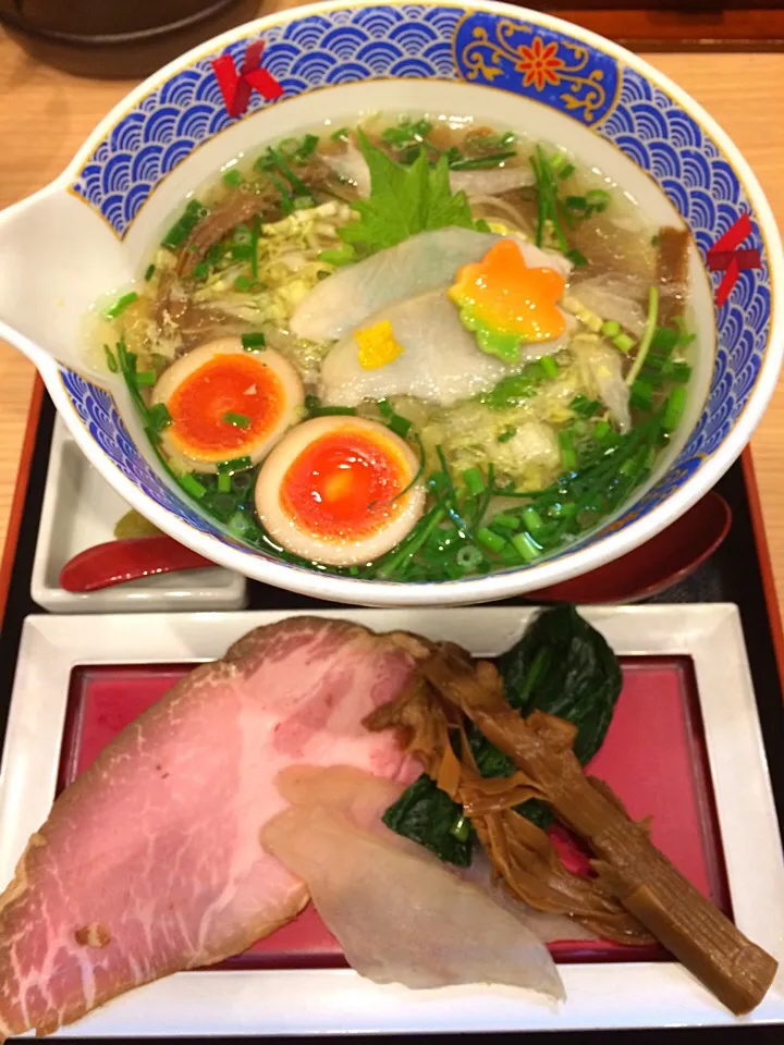 ふぐだし 潮ラーメン 極み！|ばんどぅーさん