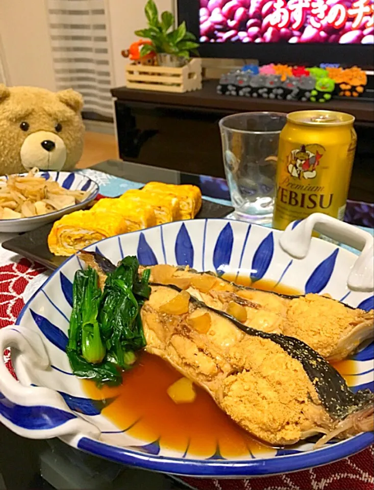 Snapdishの料理写真:子持ちカレイの煮付け🐟|ゆかりさん