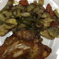 Snapdishの料理写真:Baked chicken breast stuffed with broccoli and cheese and Cajun baked veggies|Kayla Parsleyさん