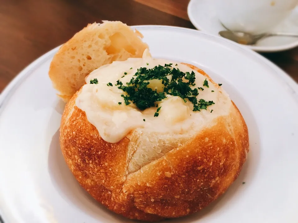 New England Clam Chowder Bread Bowl|chan mitsuさん