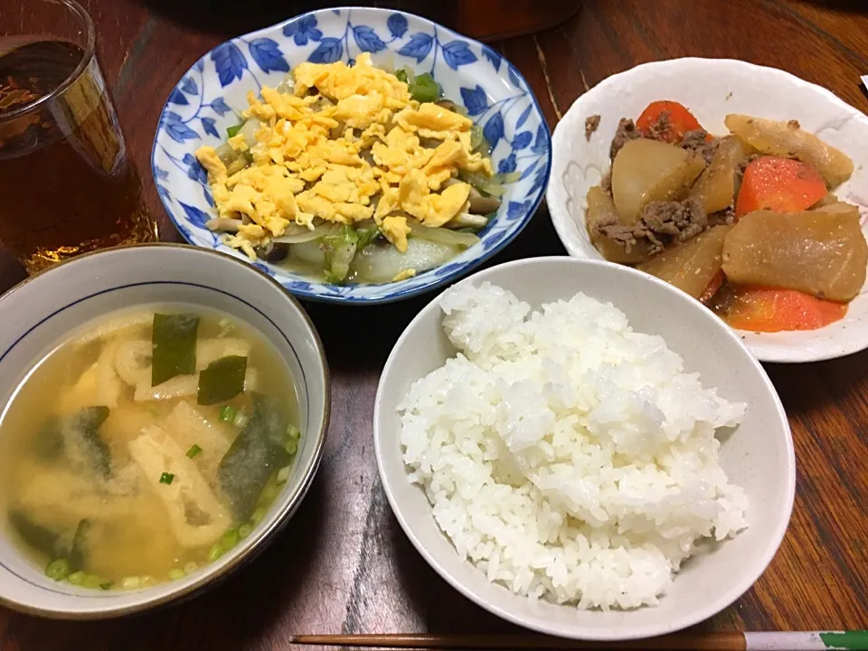 Snapdishの料理写真:牛肉と大根のごま煮|芝辻健二さん