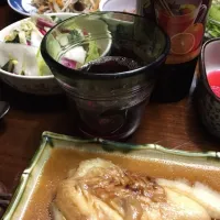 Snapdishの料理写真:カレイの煮付け、もやし炒め、スグキ、かぶと白菜の浅漬け|Kenji Yamamotoさん