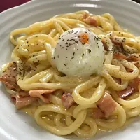 お家にあるもので★プチ贅沢カルボナーラうどん|mopusiさん