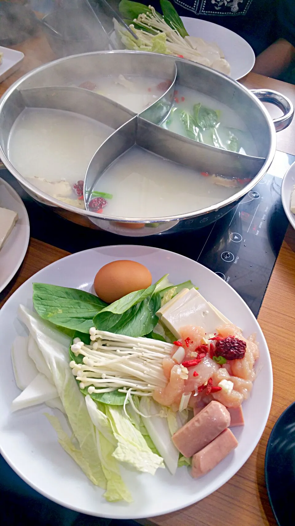 Snapdishの料理写真:😋TGIF Steamboat lunch (Herbal Chicken)|🌷lynnlicious🌷さん