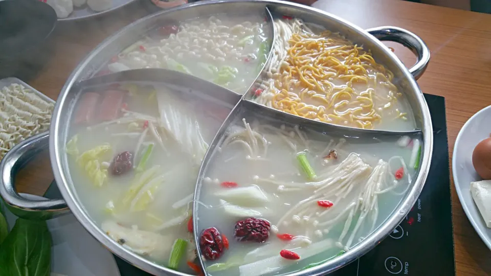 😋TGIF Herbal soup lunches😍|🌷lynnlicious🌷さん