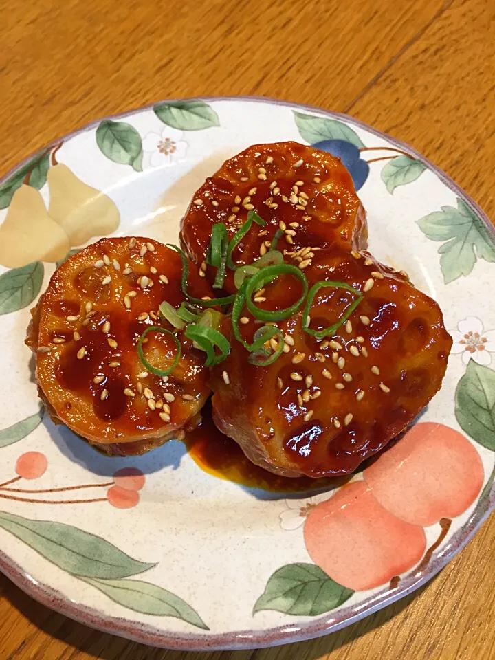 ヤンニョム蓮根はさみ焼き|まつださんさん