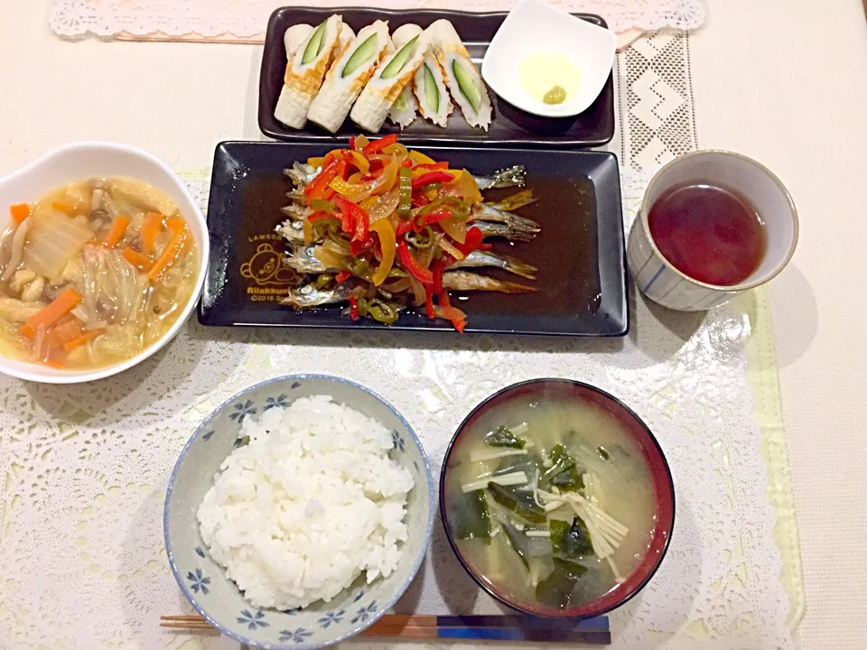 今日の夕ご飯🍴ししゃもの焼き南蛮漬け＊射込みちくわ＊白菜の煮浸し＊豆腐とわかめの味噌汁|ごまたまごさん