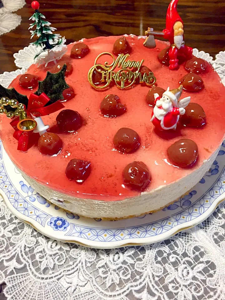 🍒サワーチェリーのクリスマスレアチーズケーキ🎄|Sachiyoさん