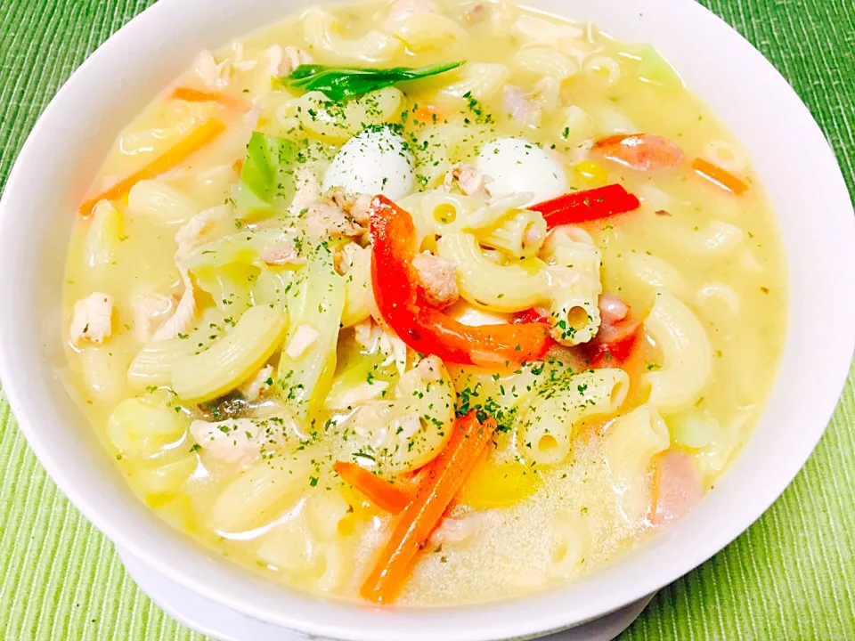 Chicken Sopas with Quail Eggs|Jaimie Alvarezさん