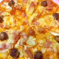 Snapdishの料理写真:今日の夕飯❗️手作りピザ🍕|Yumi Mさん