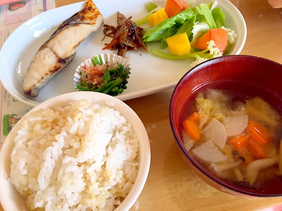 一時帰国する友人をおもてなし昼ごはん🍚🐟|かわちさん